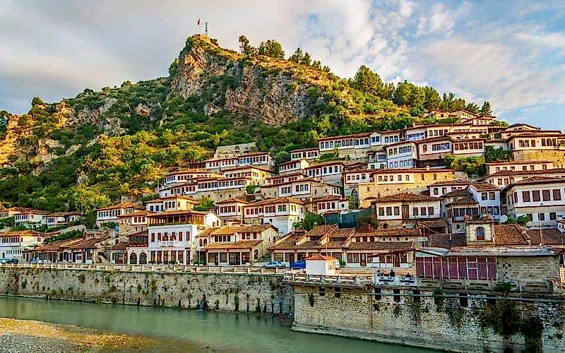 Ankara Hareketli Her Şey Dahil Uçaklı Vizesiz Büyük Balkan Turu 6 Ülke